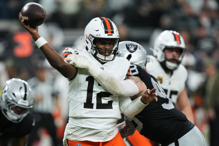 Stefanski wants to see improvement from rookie Sanders in second start